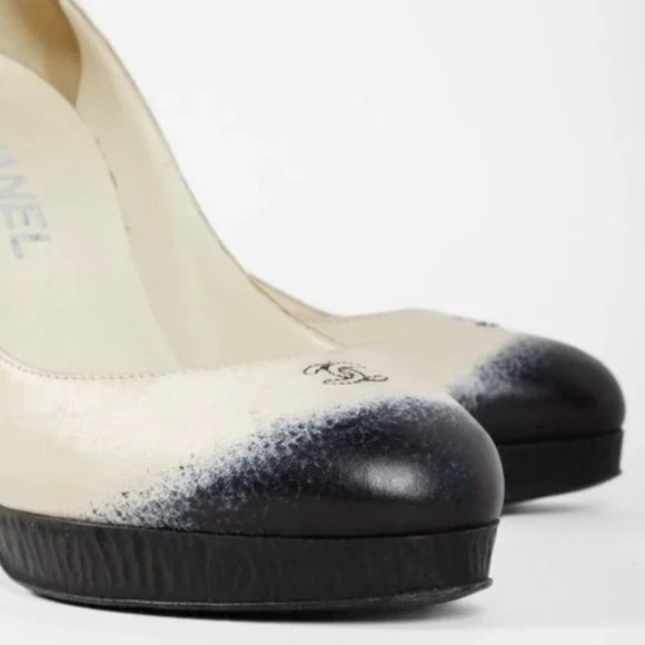 Chanel AW/10 Beige Ombre CC Platform Pumps - Picture 7 of 9